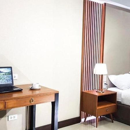 Room58 Бангкок Экстерьер фото