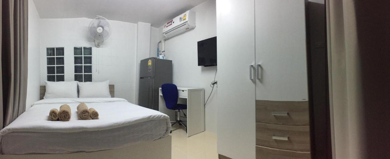 Room58 Бангкок Экстерьер фото