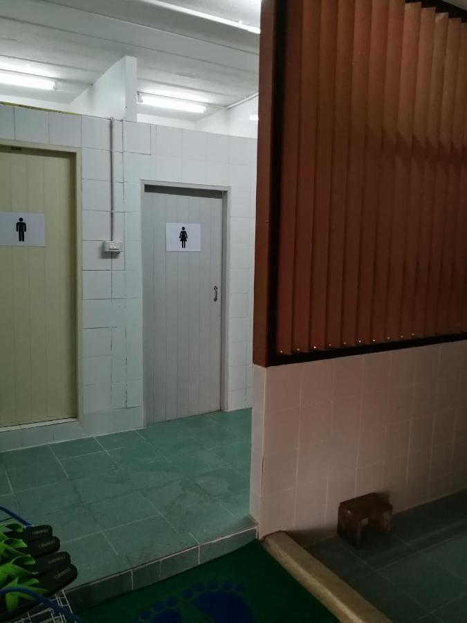 Room58 Бангкок Экстерьер фото