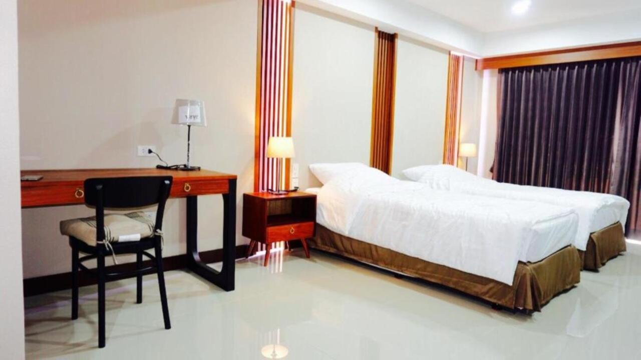 Room58 Бангкок Экстерьер фото