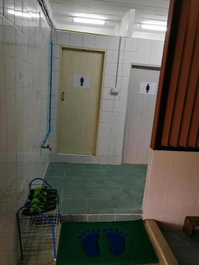 Room58 Бангкок Экстерьер фото