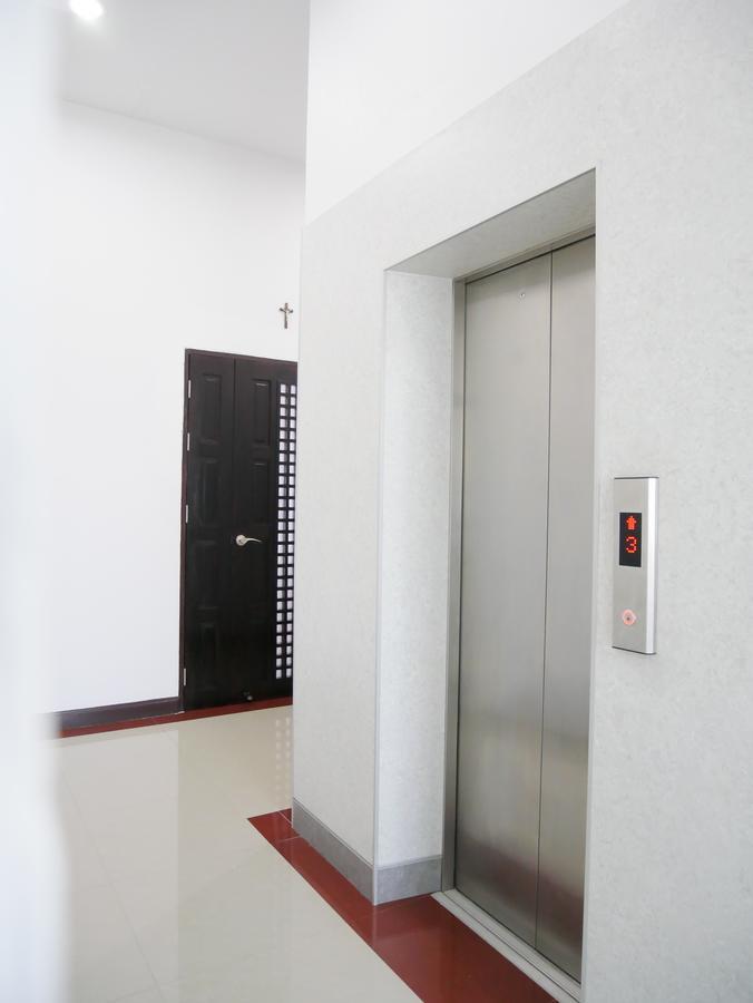 Room58 Бангкок Экстерьер фото