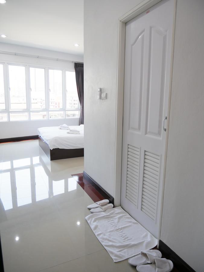 Room58 Бангкок Экстерьер фото