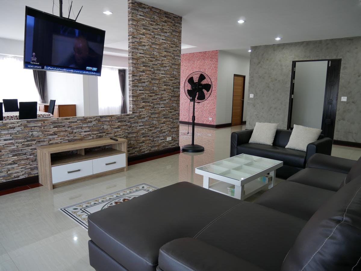 Room58 Бангкок Экстерьер фото