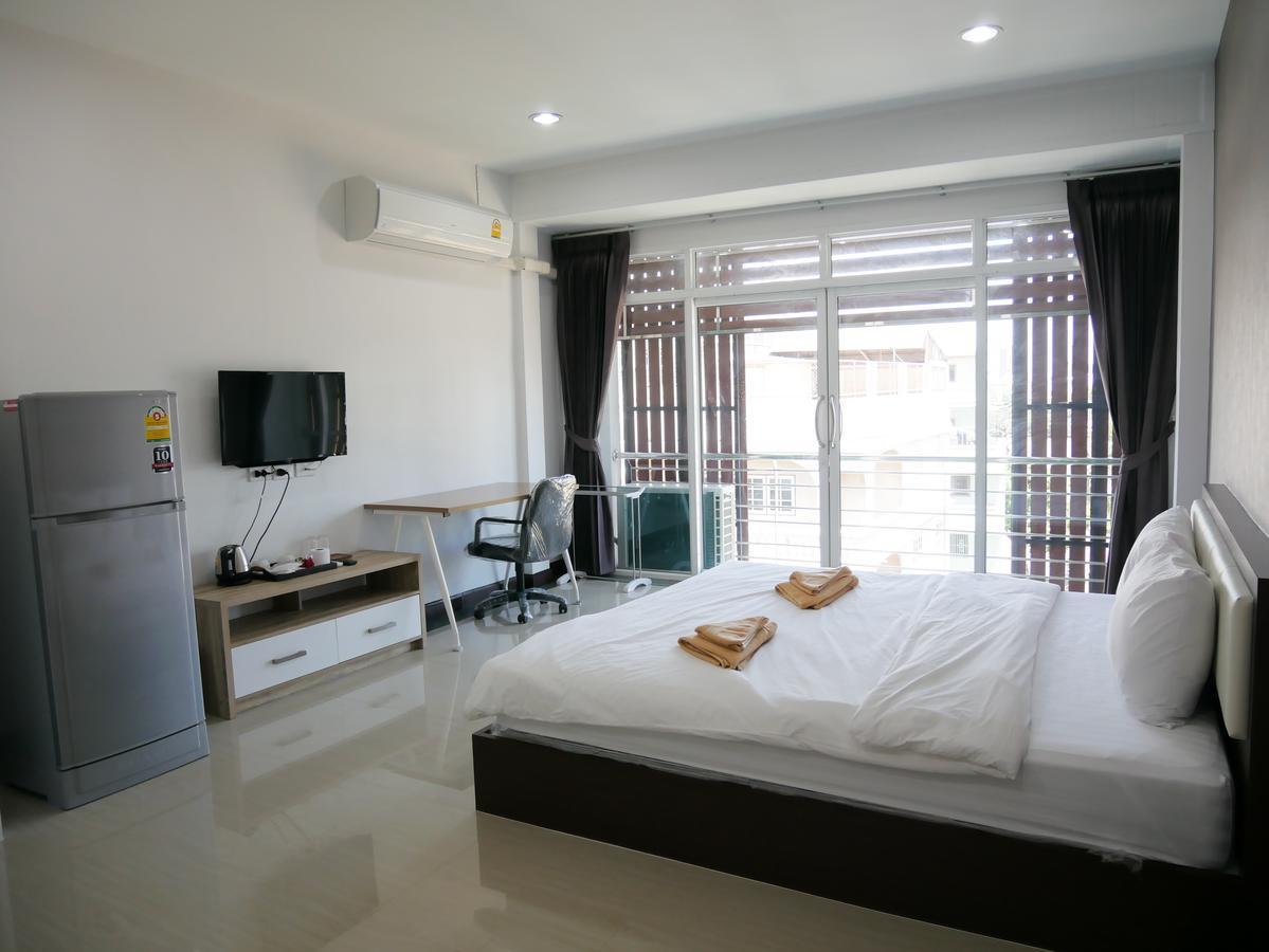 Room58 Бангкок Экстерьер фото